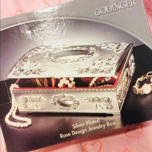 New Godinger Silver Plated jewelry Box💍